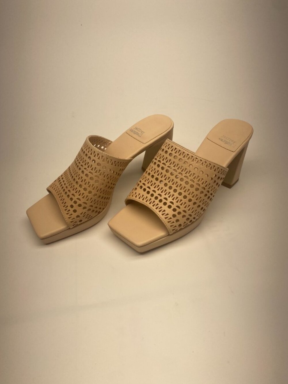 Jeffrey Campbell Womens Square Toe Leather Caviar Heels Sz 8